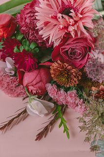 1月の誕生石「ガーネット」のおまかせブーケ