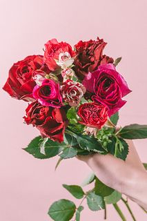 バレンタインアソート「ラナンキュラスとローズ」