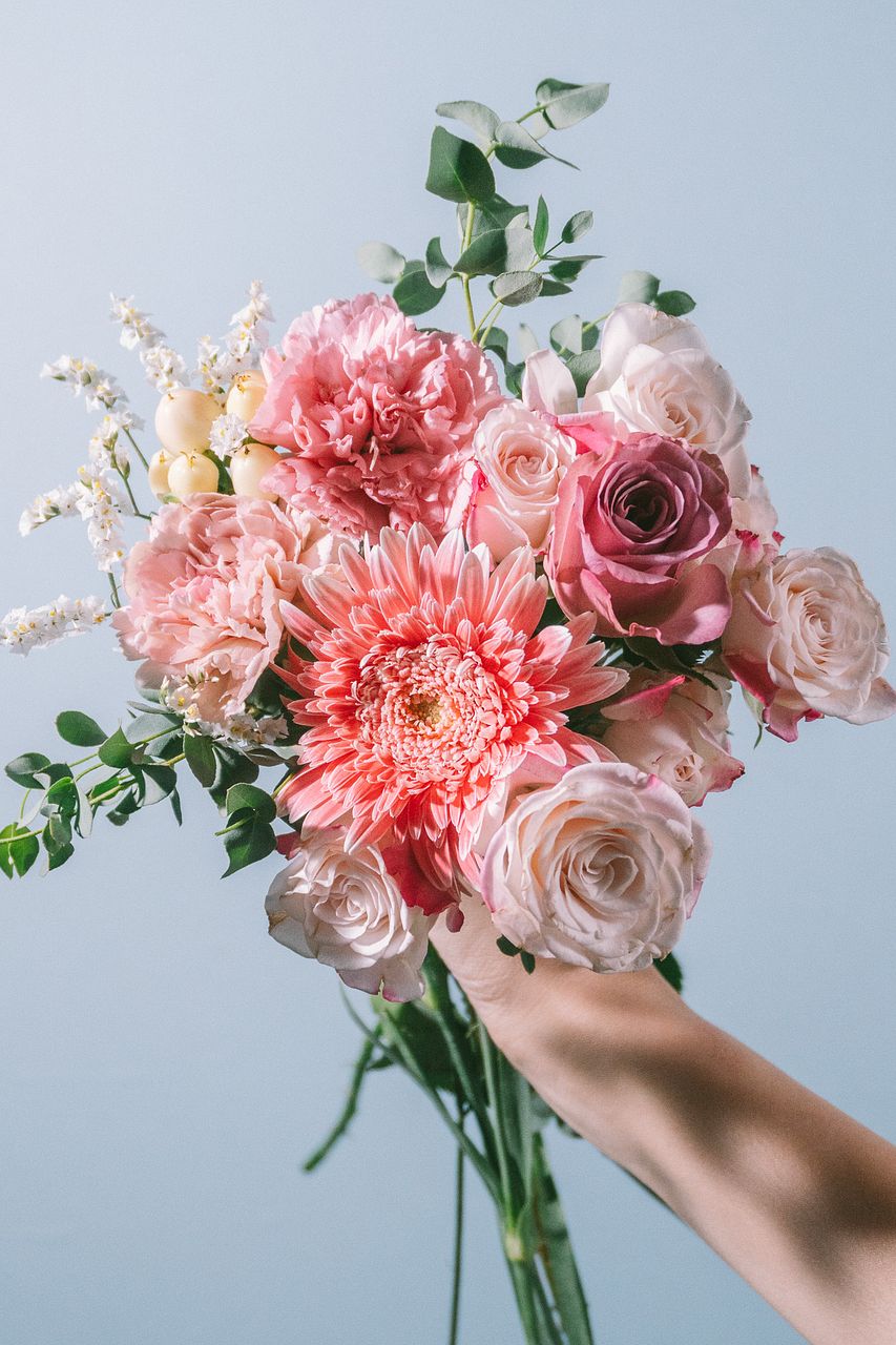 FLOWER｜かわいい花束を【送料無料】でお届け！毎日お得なオンラインの