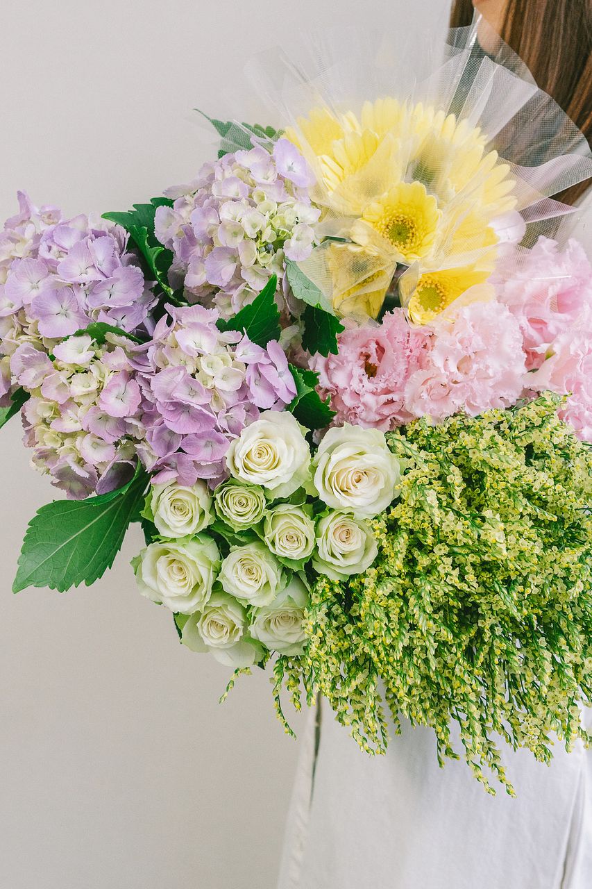 ダイヤモンドリリー】人気の花束・ブーケ特集 | FLOWER｜かわいい花束