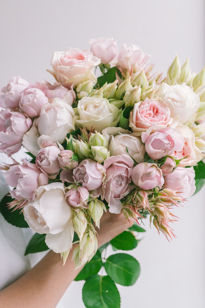 スワッグにおすすめ】人気の花束・ブーケ特集 | FLOWER｜かわいい花束