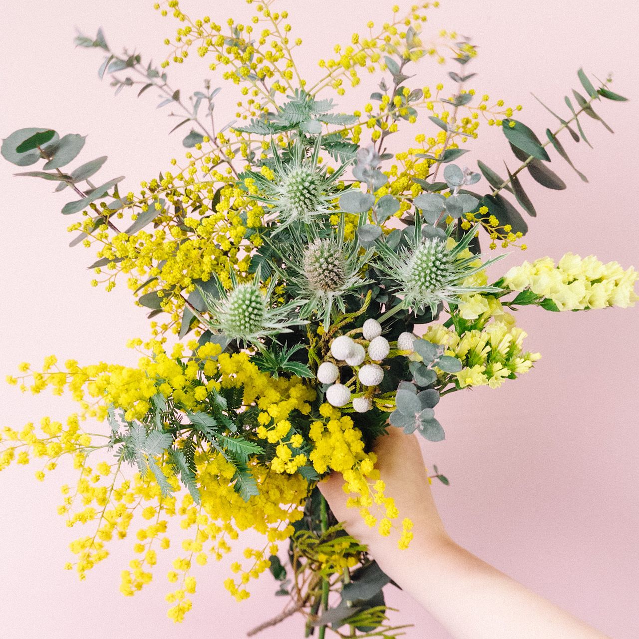 香るミモザのフレッシュスワッグ