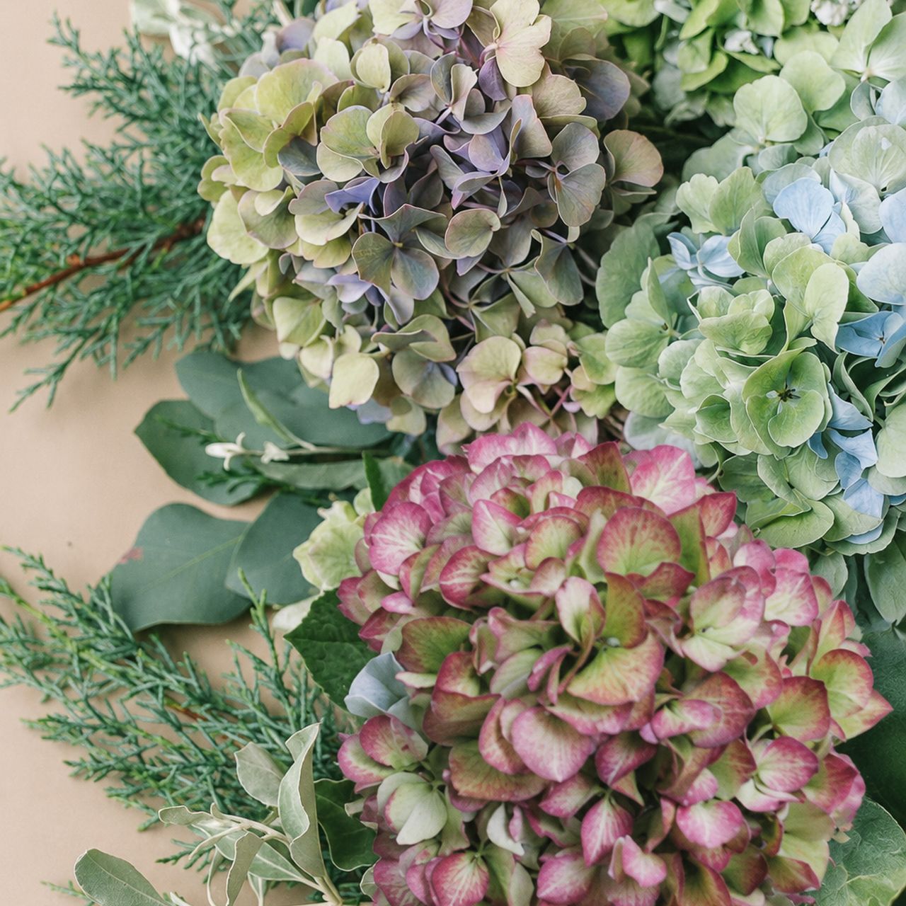 秋色紫陽花のおまかせスワッグ