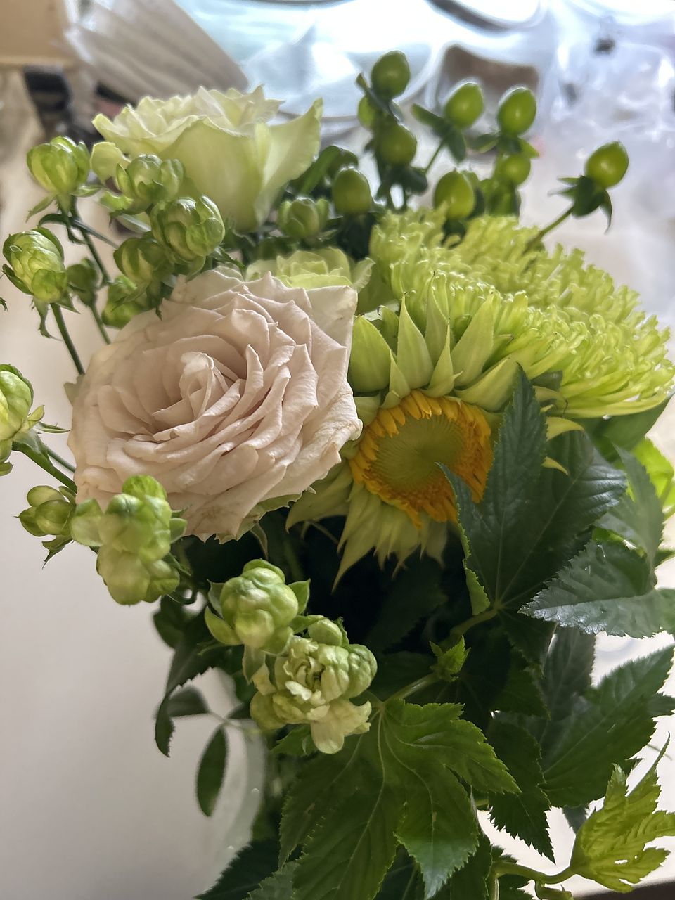 FLOWER｜かわいい花束を【送料無料】でお届け！毎日お得なオンラインの